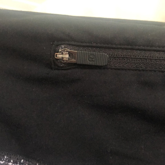 Lululemon Unique Pattern Running Shorts - Picture 2 of 6